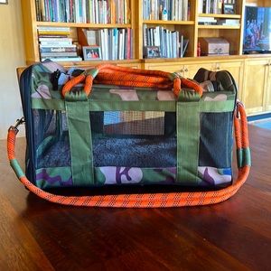 Roverlund Travel Pet Carrier | TSA compliance